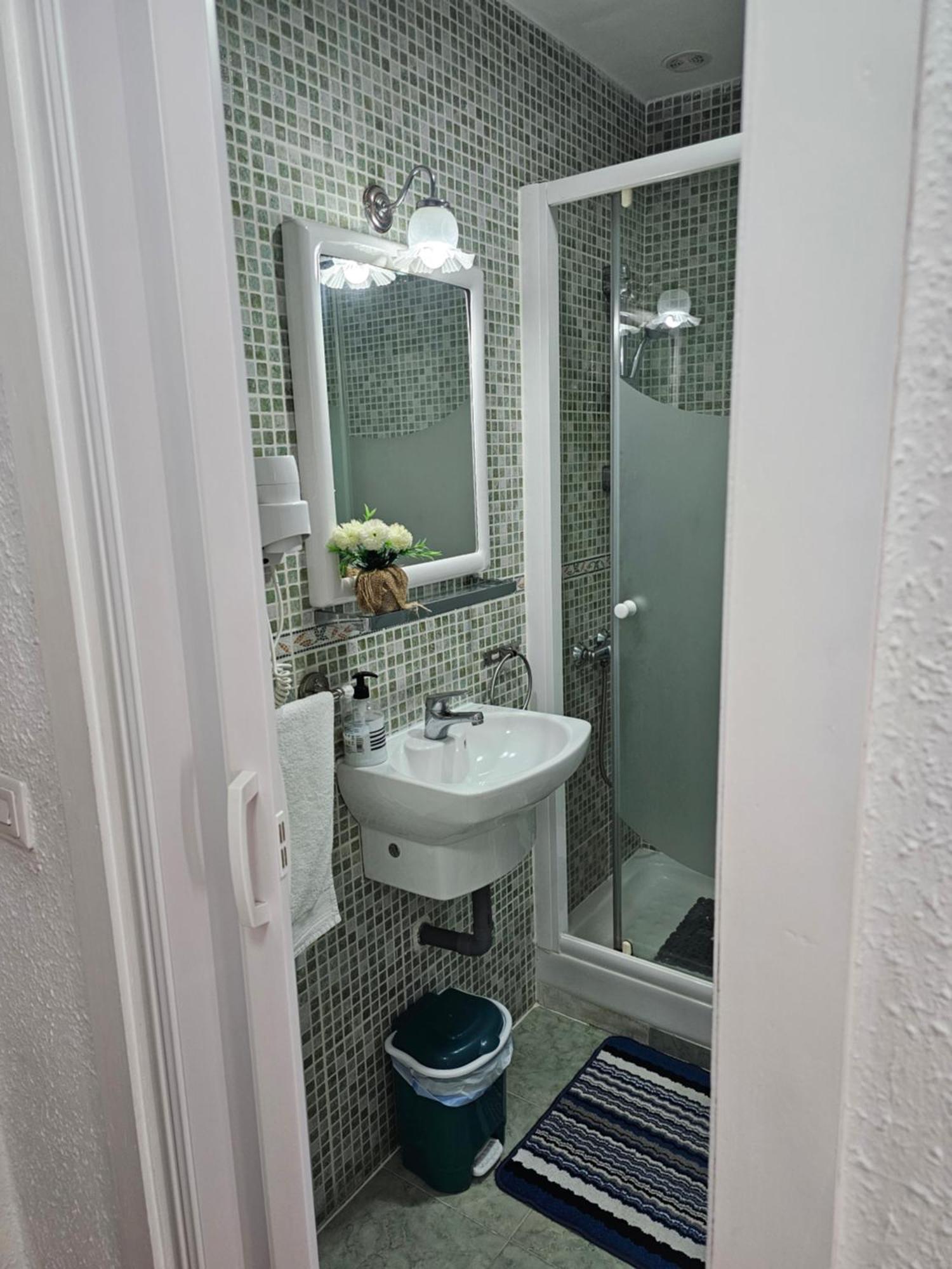 Apartamento En La Calle Hortaleza De Madrid Centro Bilik gambar