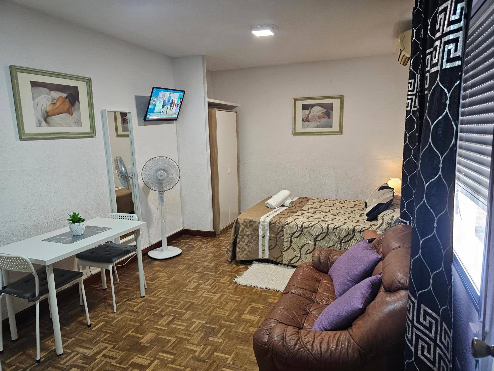 Apartamento En La Calle Hortaleza De Madrid Centro Bilik gambar